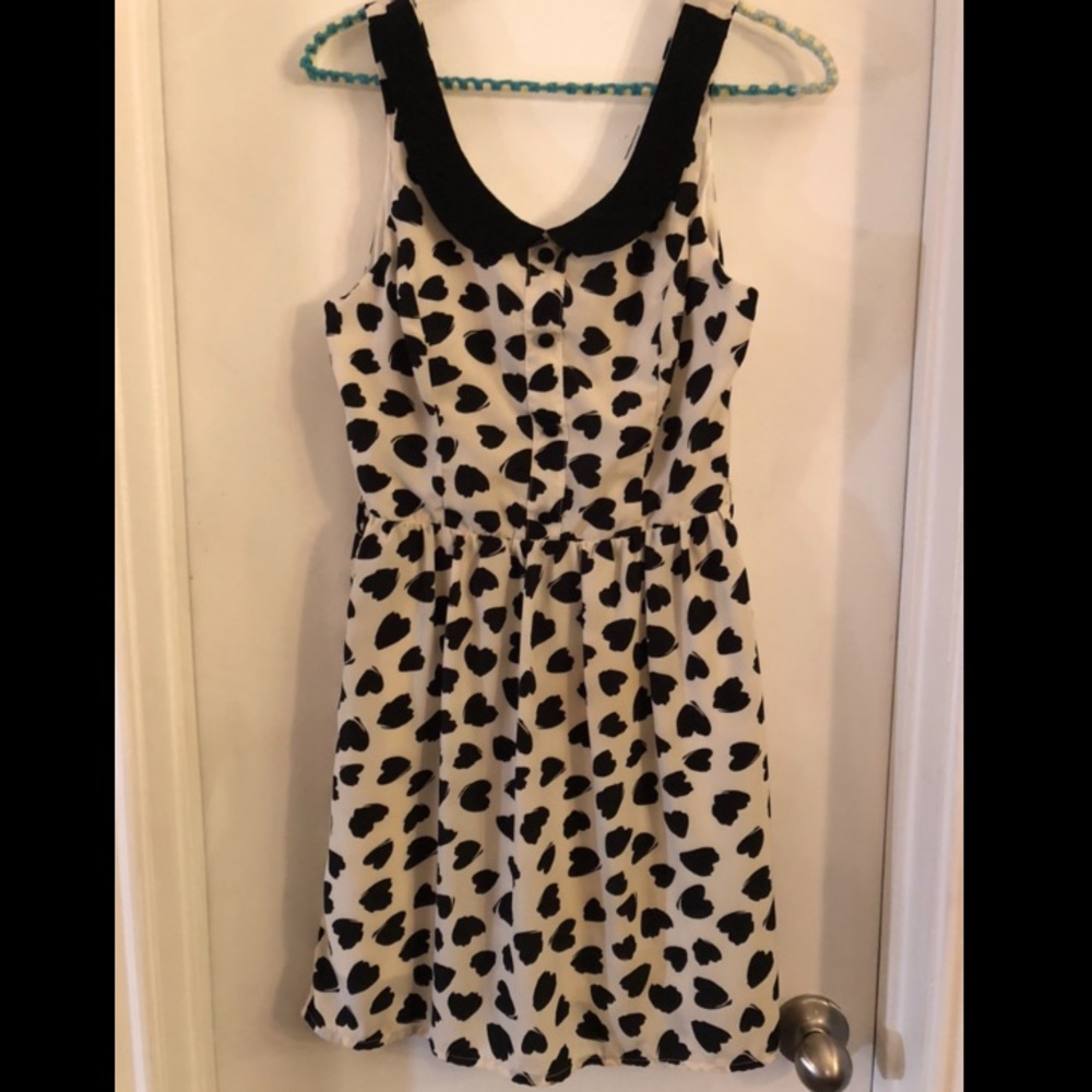 ❌ NOT FOR SALE Collared hearts dress